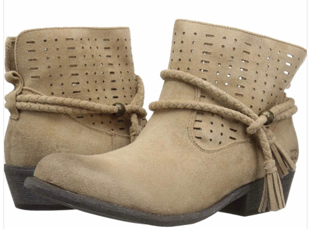 Billabong Nico Ankle Boots Dune Tan Suede Vegan Leather Boho Tassel Booties 9.5